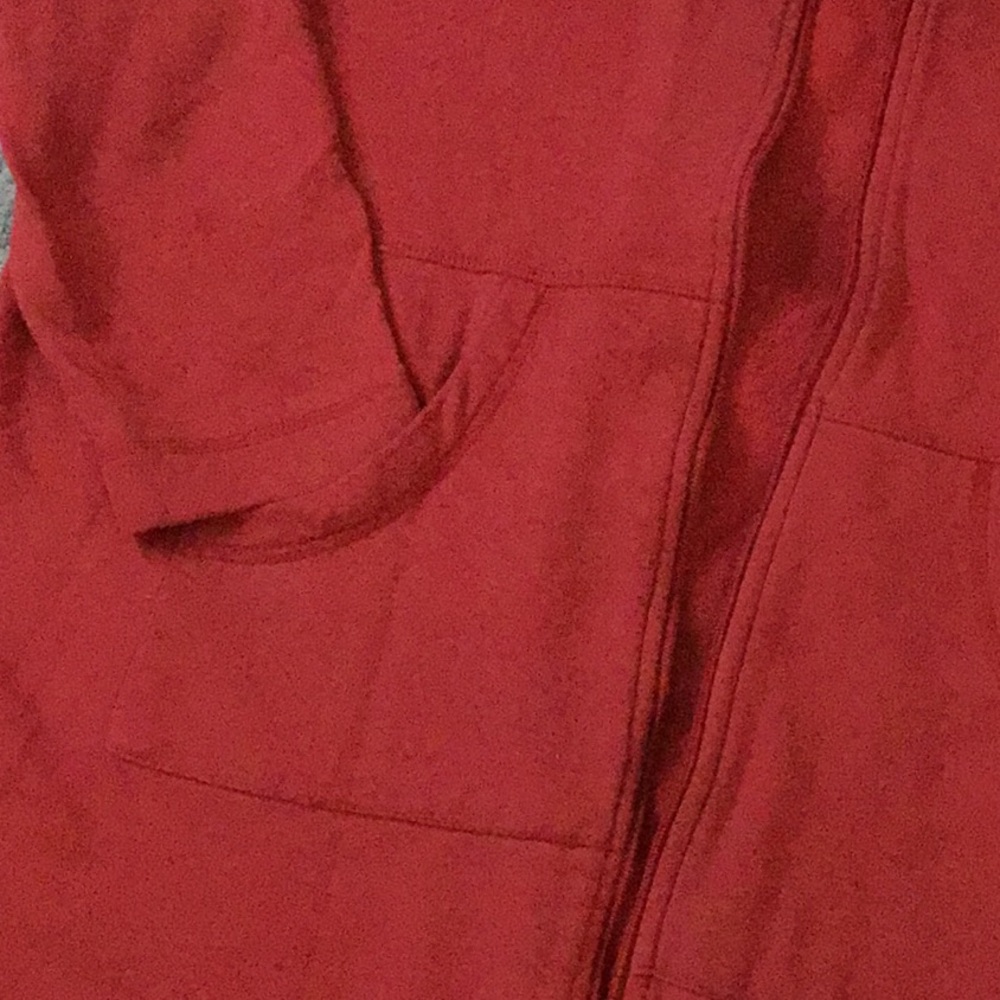 Blair  Red Robe size Lg Sweatshirt like new